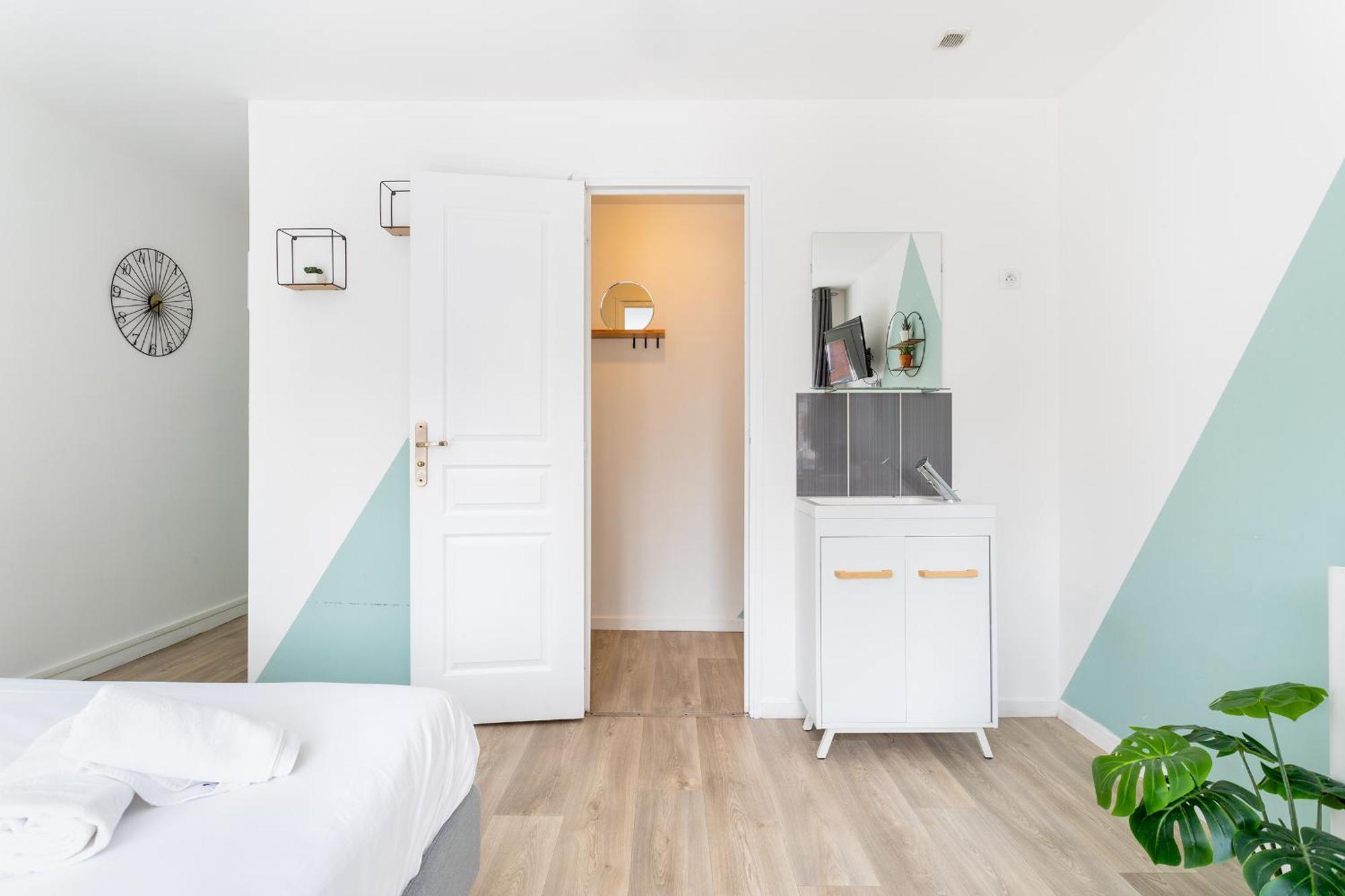S&K Suite Grande Rue Roubaix - Chambre Spacieuse Et Sdb Privee - Netflix Et Cuisine מראה חיצוני תמונה
