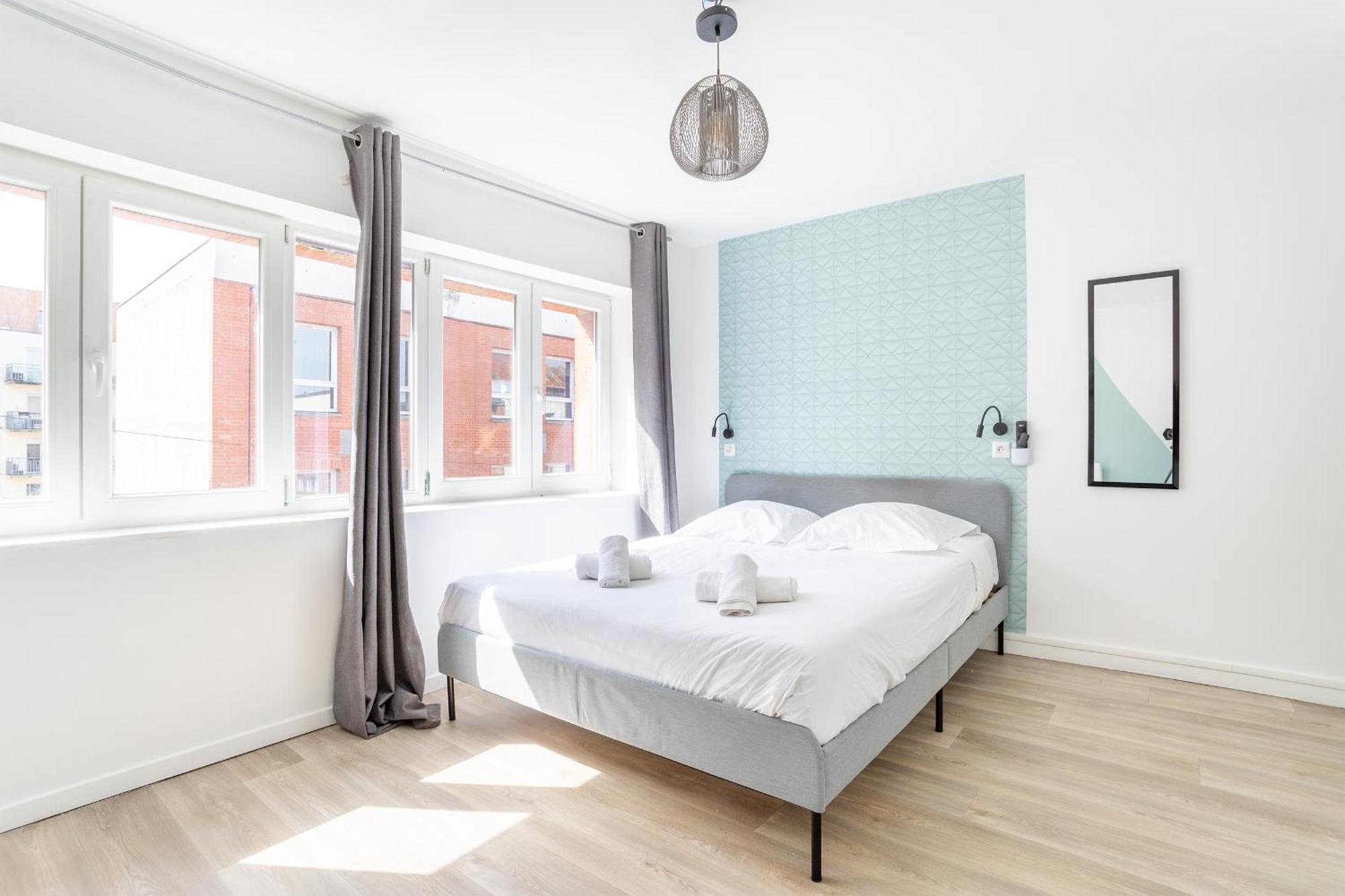 S&K Suite Grande Rue Roubaix - Chambre Spacieuse Et Sdb Privee - Netflix Et Cuisine מראה חיצוני תמונה