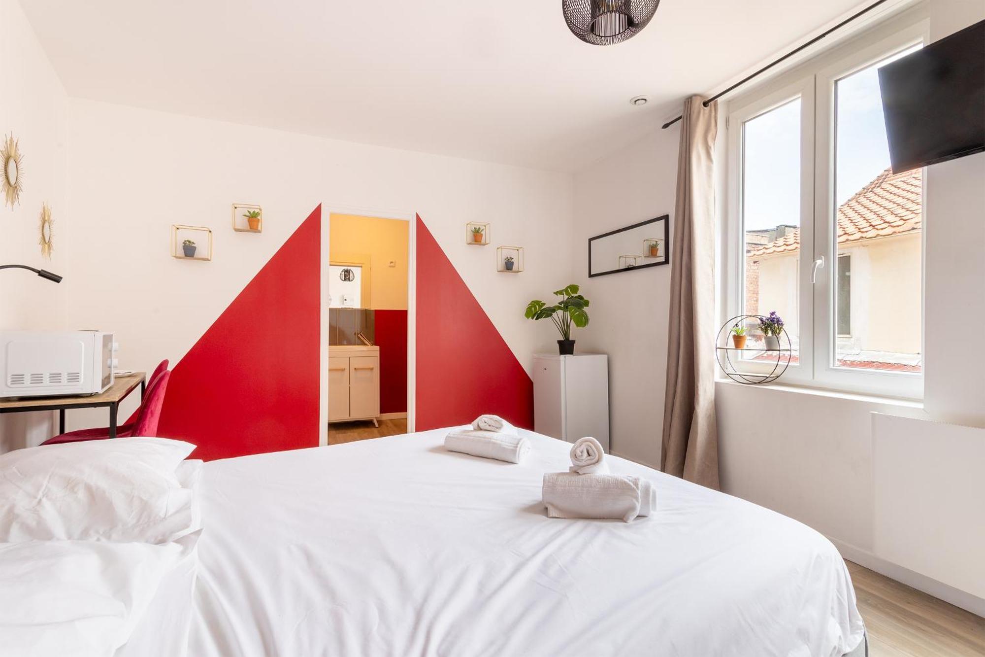 S&K Suite Grande Rue Roubaix - Chambre Spacieuse Et Sdb Privee - Netflix Et Cuisine מראה חיצוני תמונה