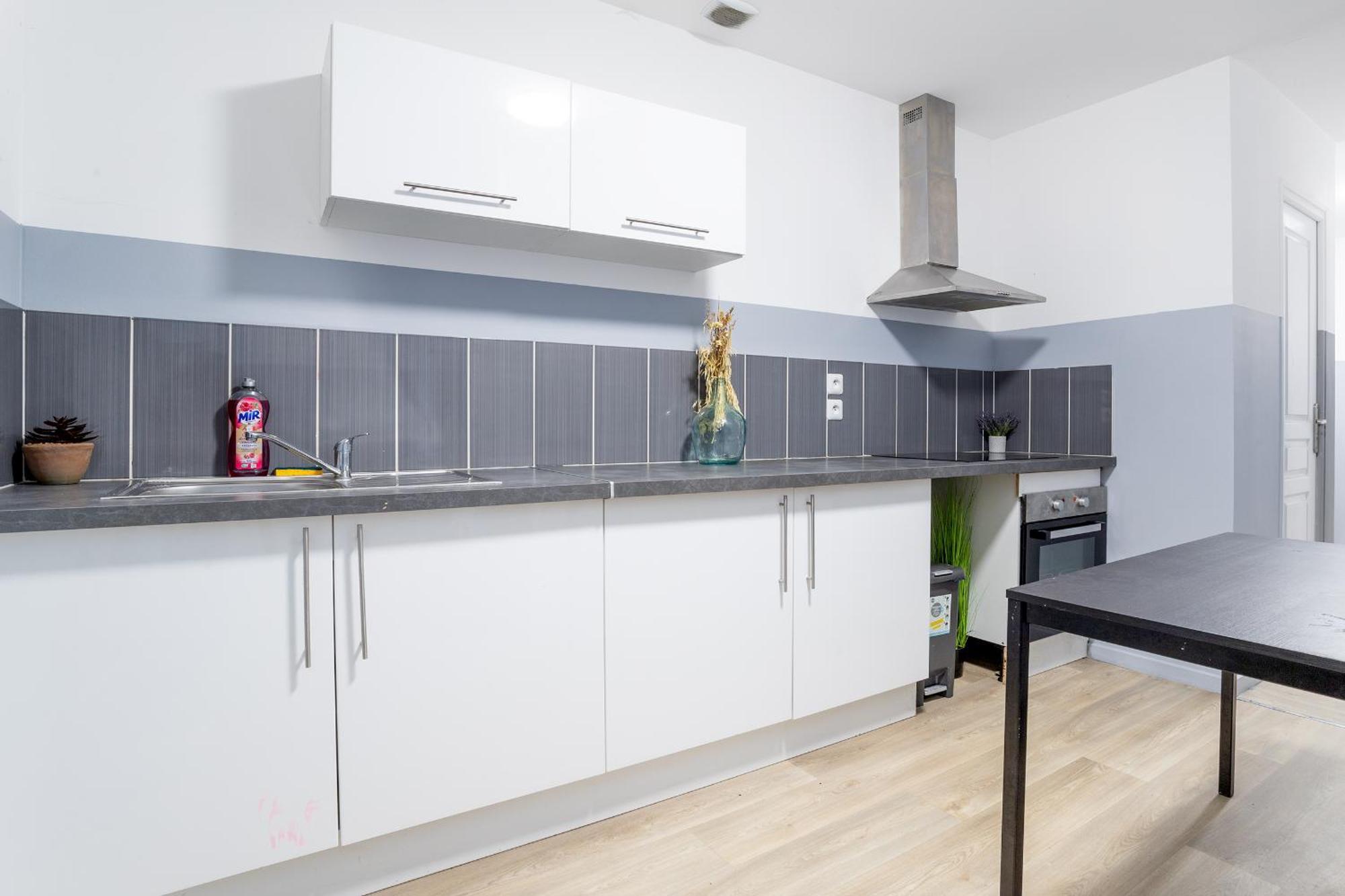 S&K Suite Grande Rue Roubaix - Chambre Spacieuse Et Sdb Privee - Netflix Et Cuisine מראה חיצוני תמונה